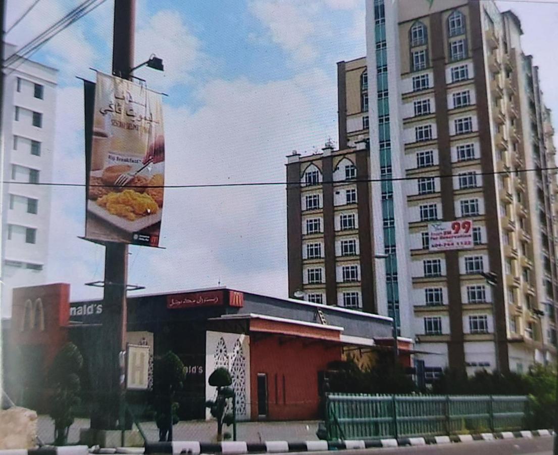 The Viana Apartment 2 Kota Bharu Eksteriør billede